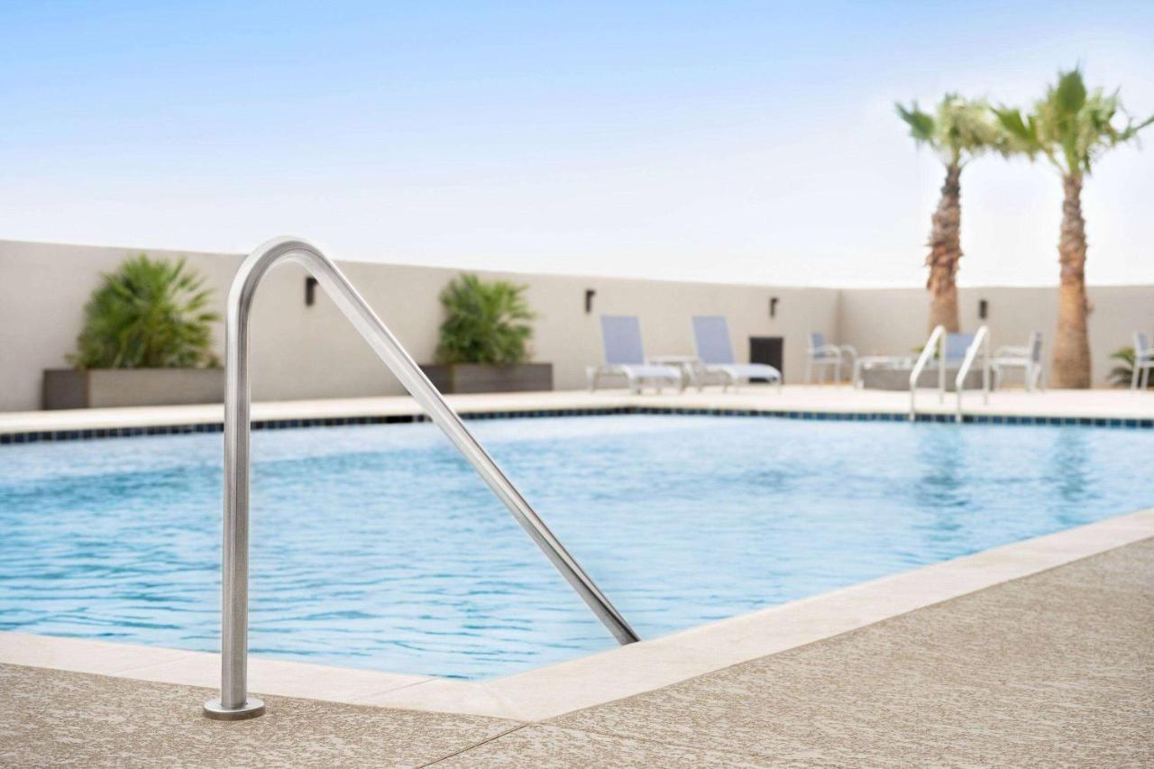 La Quinta Inn & Suites By Wyndham Del Rio Dış mekan fotoğraf