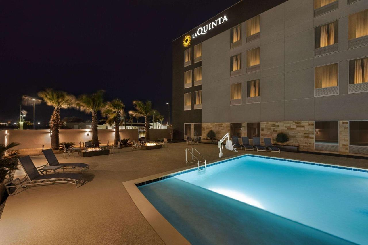 La Quinta Inn & Suites By Wyndham Del Rio Dış mekan fotoğraf
